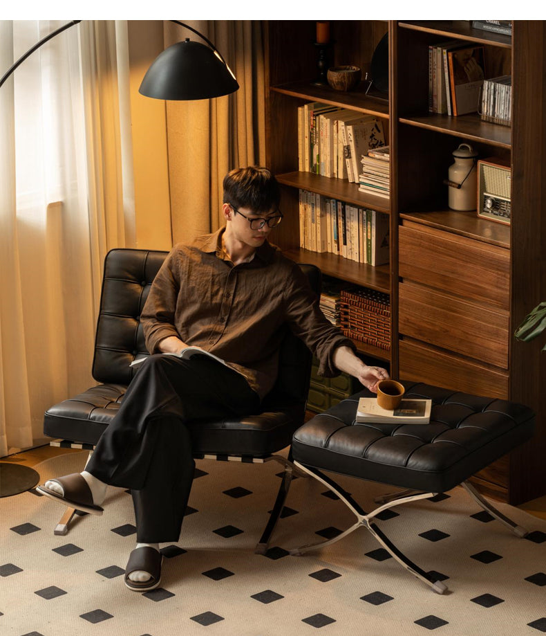 Barcelona-Style Leather Lounge Chair - Bauhaus-Inspired Design with Full-Grain Hide & Steel Frame