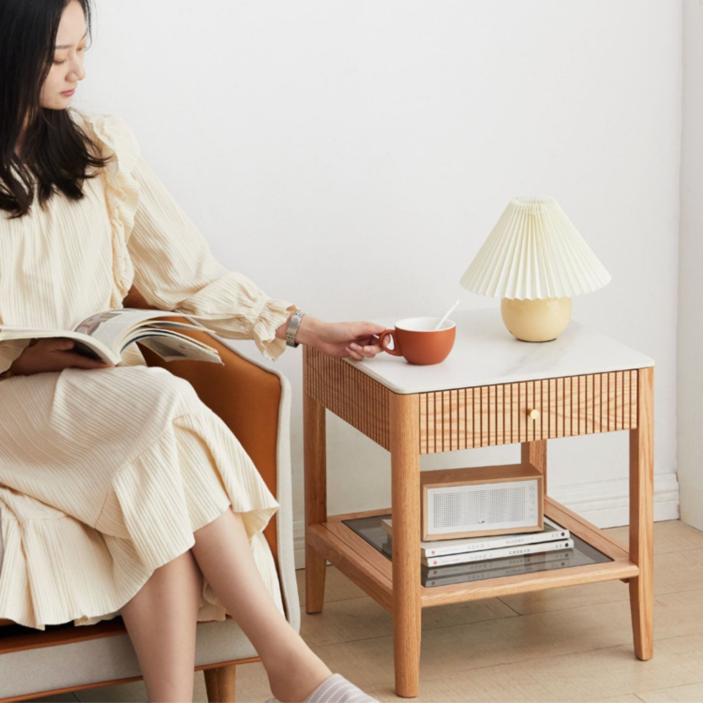 100% Solid Oak Modern Classic Side Table (Natural)